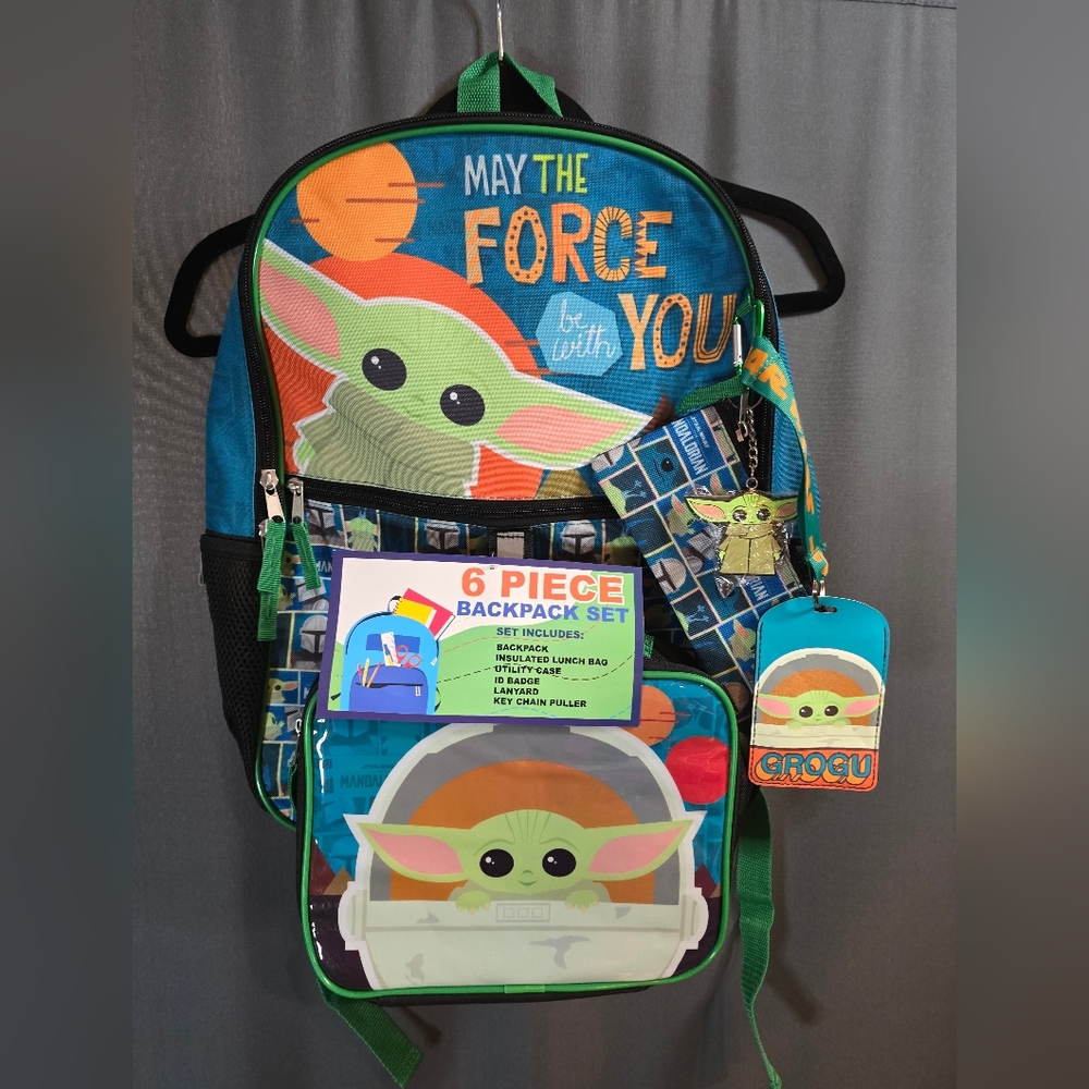BioWorld Mandalorian Grogu 6pc backpack set